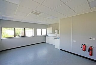 Electron Way, Eastleigh to rent Interior Photo- Image 1 of 4