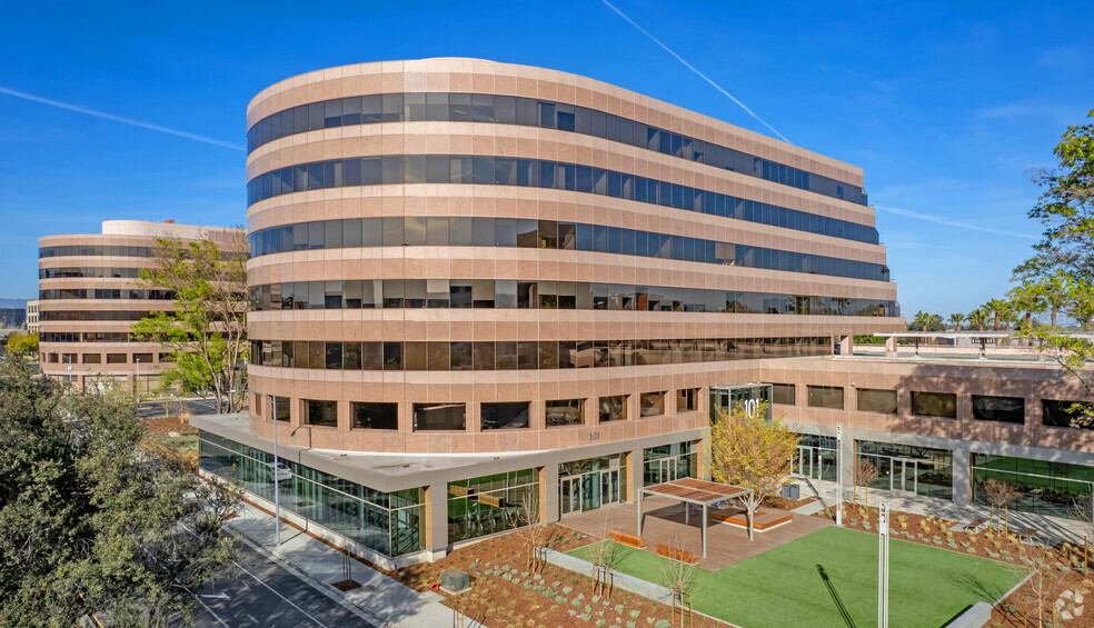 83-101 Metro Dr, San Jose, CA for rent - Building Photo - Image 1 of 8