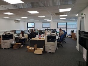 Amor Way, Letchworth Garden City to rent Interior Photo- Image 2 of 2