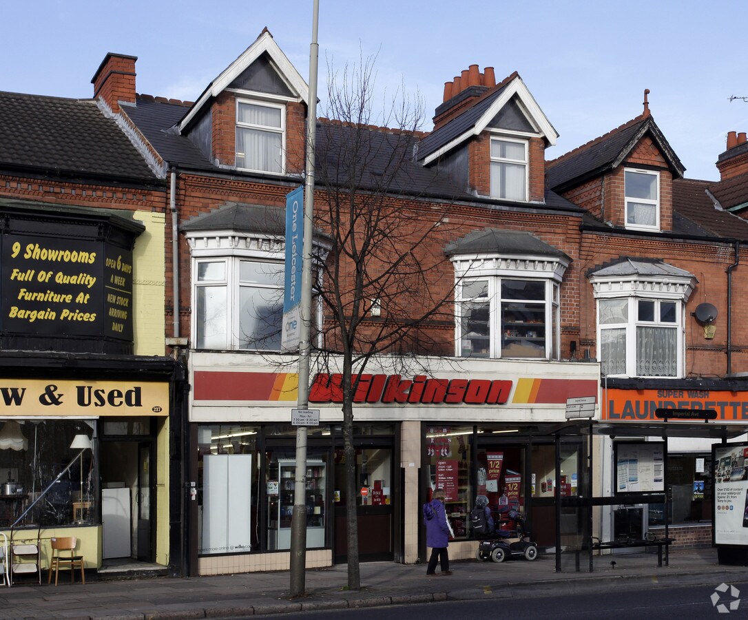 233235 Narborough Rd, Leicester LE3 2QR UK