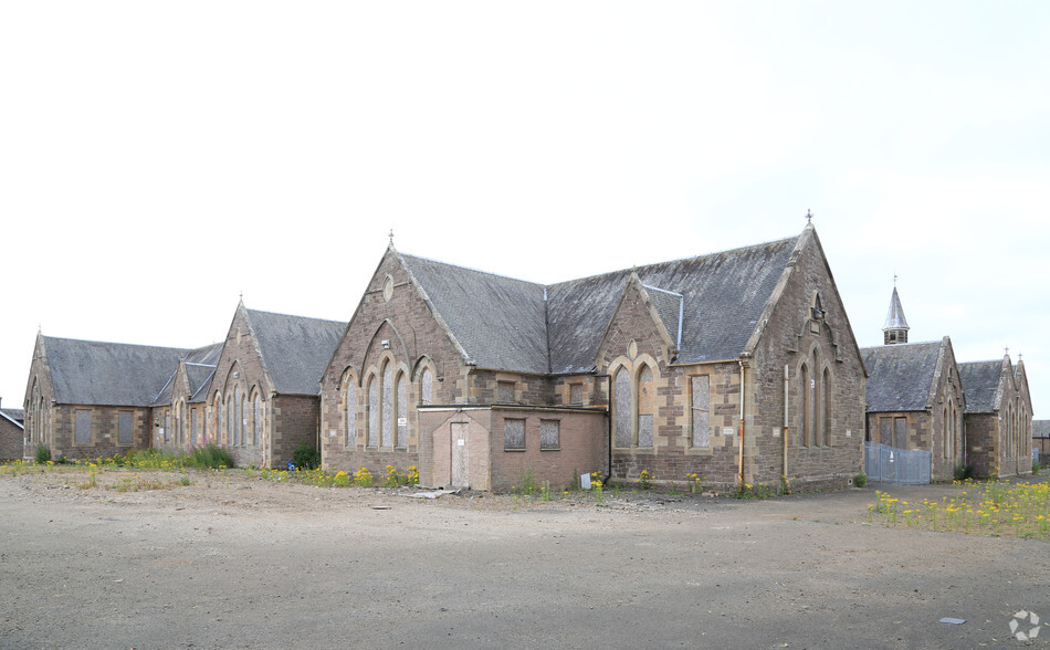 Hyndford Rd, Lanark for sale - Primary Photo - Image 1 of 1