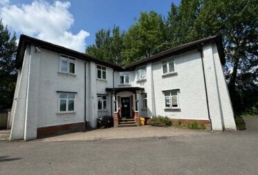 320 Manchester Rd, Manchester for sale - Primary Photo - Image 1 of 1