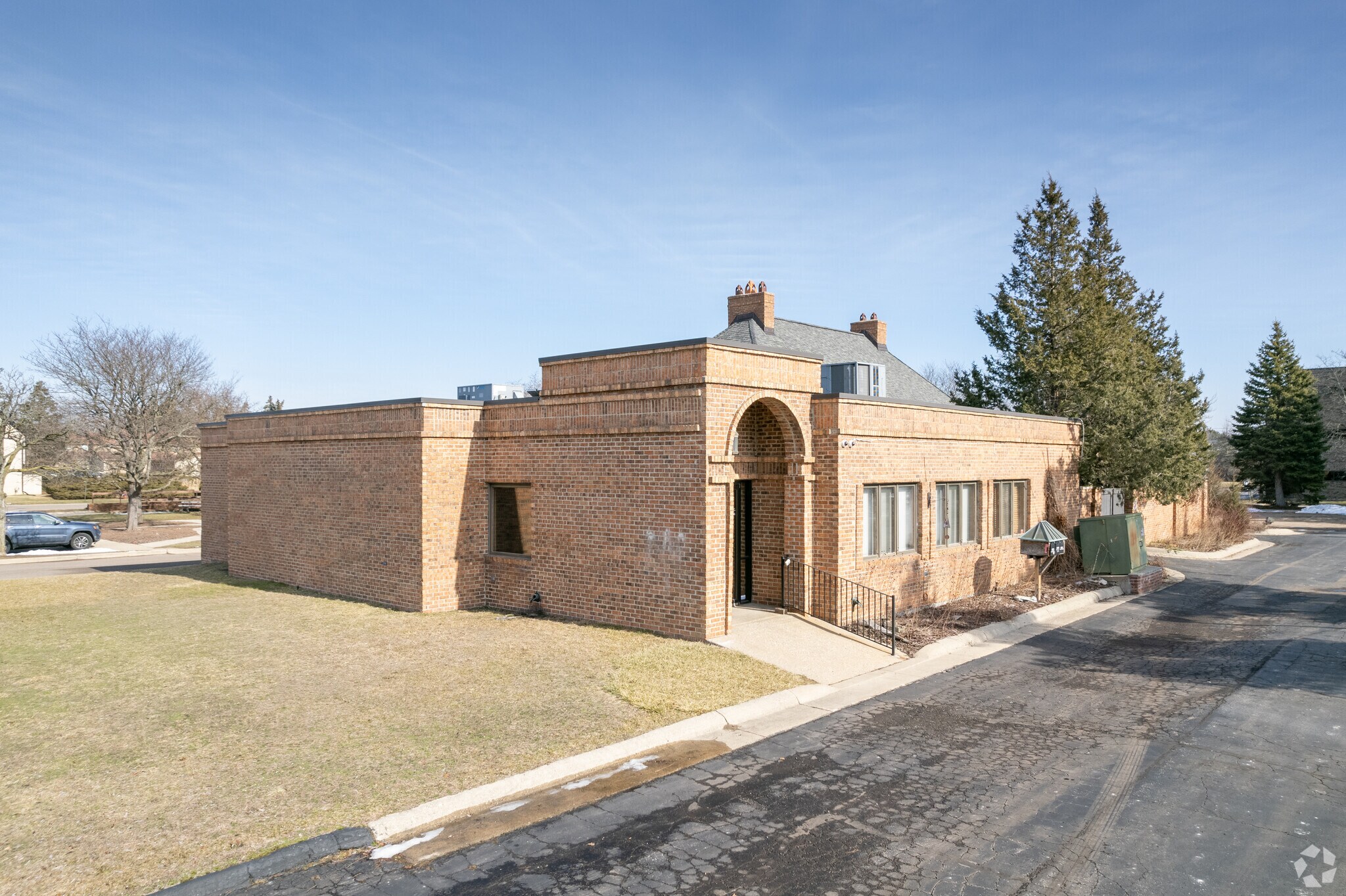 6420-6430 Farmington Rd, West Bloomfield, MI for sale Primary Photo- Image 1 of 1