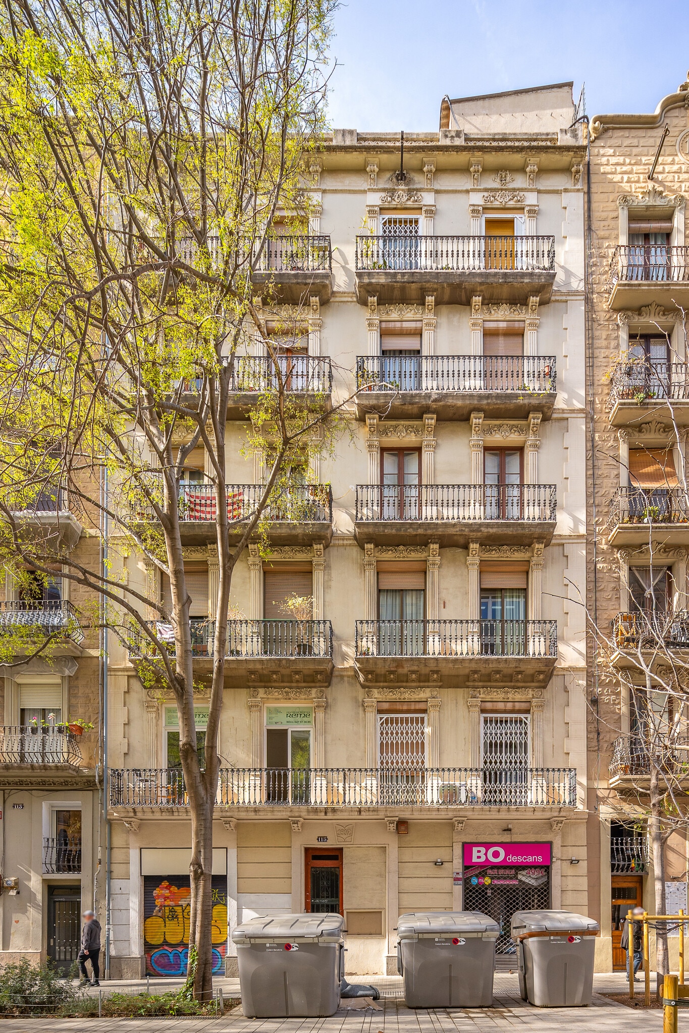 Retail in Barcelona, Barcelona to rent Floor Plan- Image 1 of 3