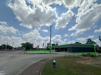 More details for 4906 Harrisburg Blvd, Houston, TX - Retail for Rent