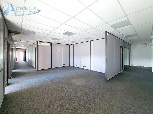 Vente Bureaux 320 m²