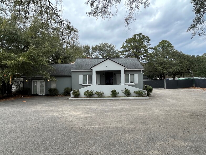 1258 Remount Rd, North Charleston, SC for sale - Building Photo - Image 1 of 30