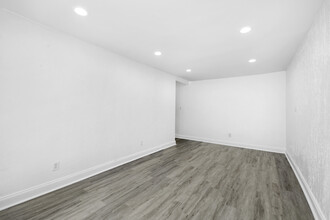 811 E Las Olas Blvd, Fort Lauderdale, FL for rent Interior Photo- Image 1 of 9