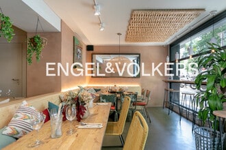 Retail in Barcelona, Barcelona to rent Interior Photo- Image 1 of 6