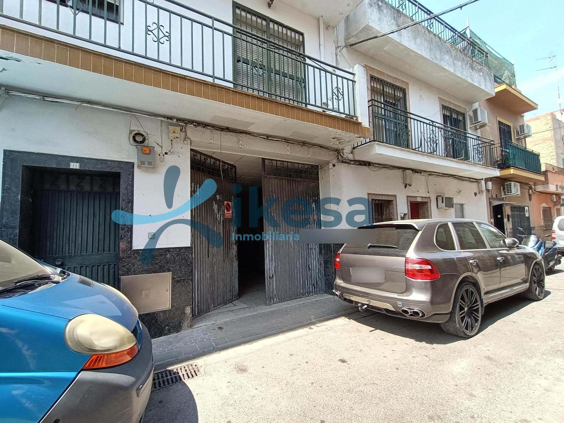 Retail in Sevilla, Sevilla for sale Building Photo- Image 1 of 17