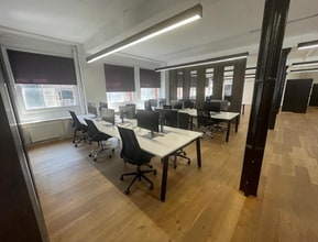 32-37 Cowper St, London to rent Interior Photo- Image 2 of 3