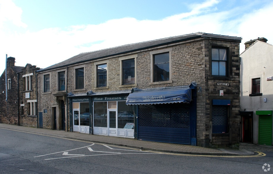 57A-59 Cross St, Nelson for sale - Primary Photo - Image 1 of 2
