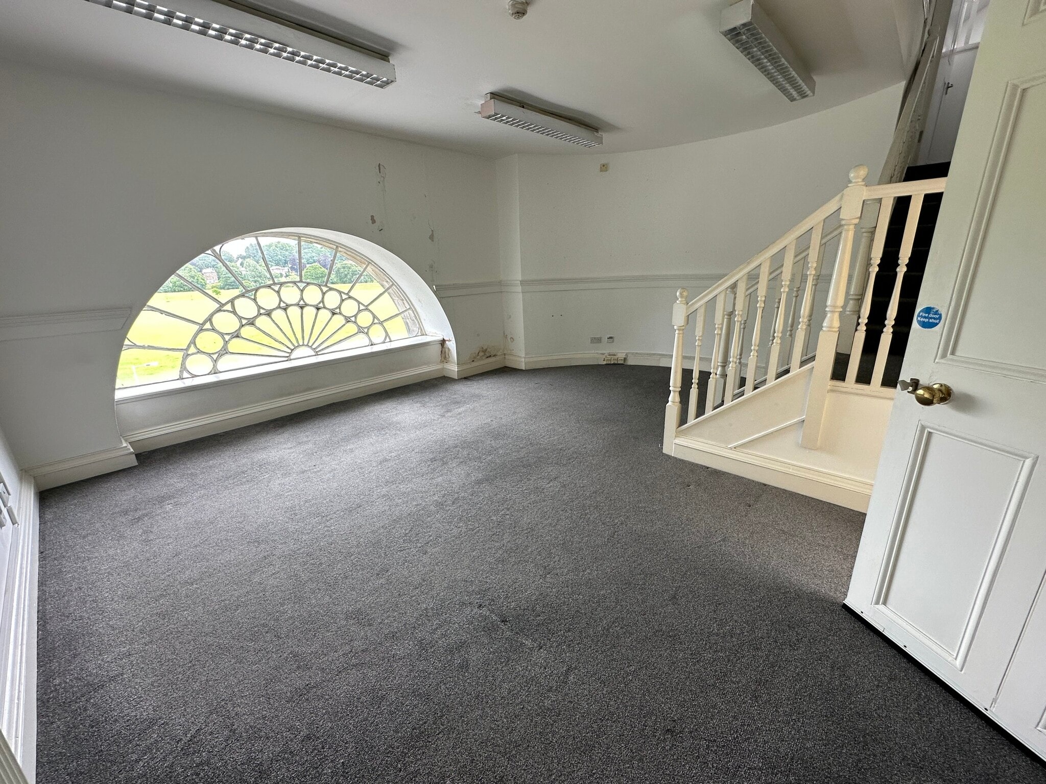 Rose Ter, Perth to rent Interior Photo- Image 1 of 4