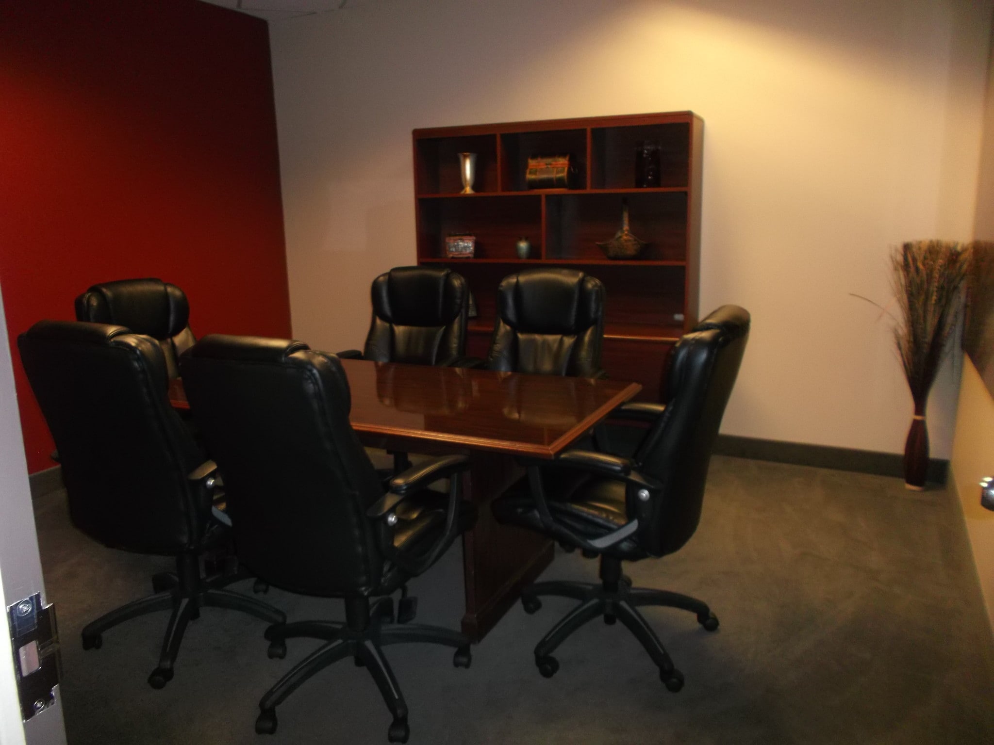 2000 E Lamar Blvd, Arlington, TX to rent Interior Photo- Image 1 of 2