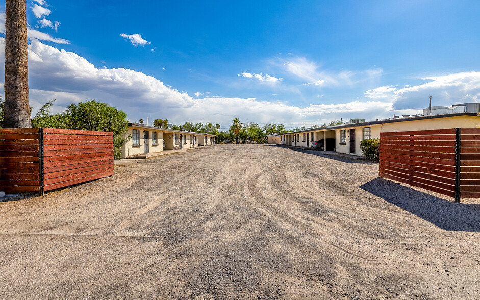 5818-5830 E 26th St, Tucson, AZ for sale - Building Photo - Image 1 of 4