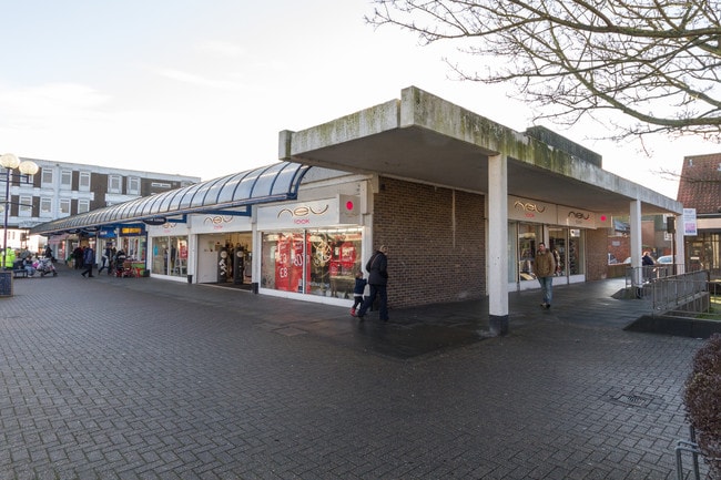 More details for The Newlands, Witham - Retail to Rent