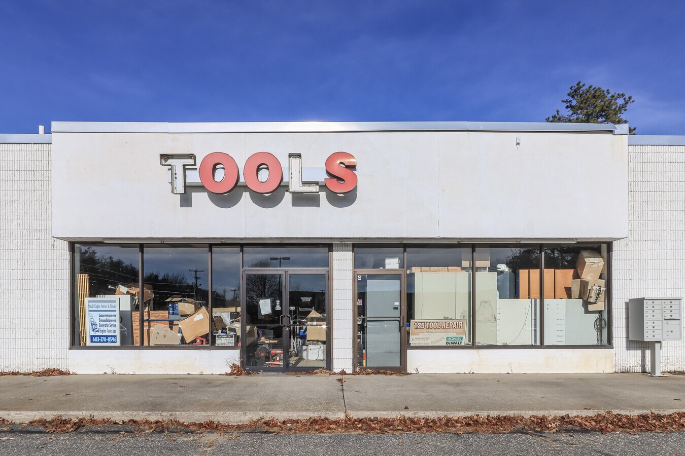 111 Plaistow Rd, Plaistow 03865 Retail for Sale UK