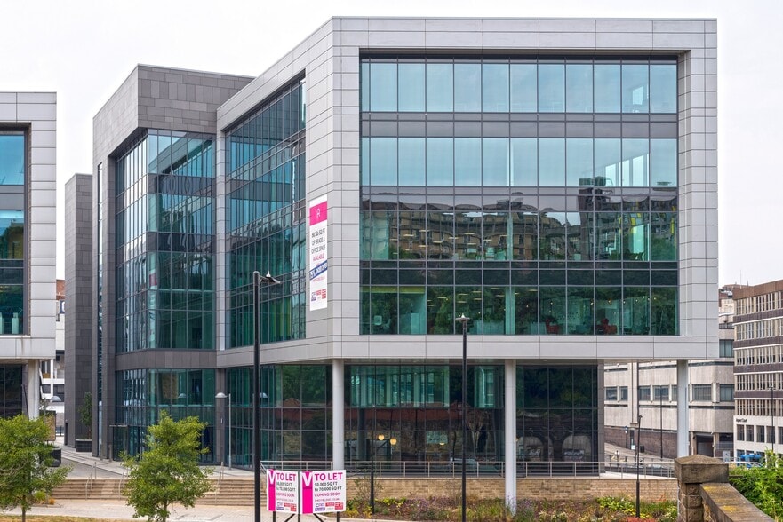 1 Concourse Way, Sheffield to rent - Interior Photo - Image 1 of 10