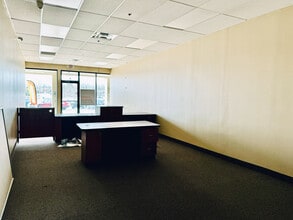 5420-5466 Beckley Rd, Battle Creek, MI to rent Building Photo- Image 2 of 3