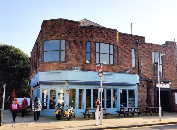 34-36 Banks Rd, Wirral for sale Building Photo- Image 1 of 1