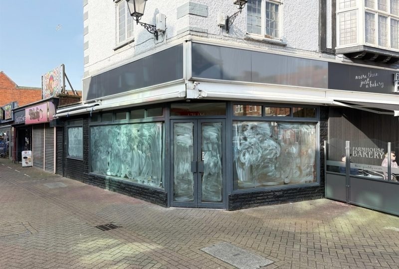 106 Lumley Rd, Skegness to rent Building Photo- Image 1 of 1