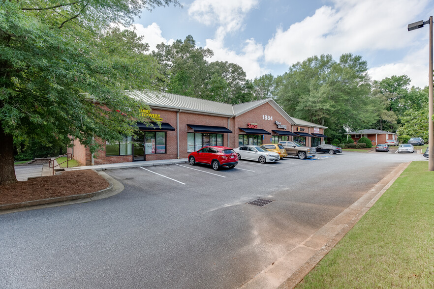 1884 Lawrenceville-Suwanee Rd, Lawrenceville, GA for sale - Primary Photo - Image 1 of 1