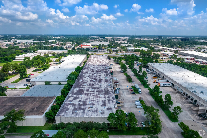 4647 Pine Timbers St, Houston, TX for rent - Aerial - Image 3 of 3