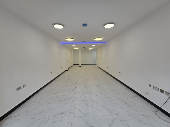 732-738 Green Lane, Barking to rent - Interior Photo - Image 2 of 2