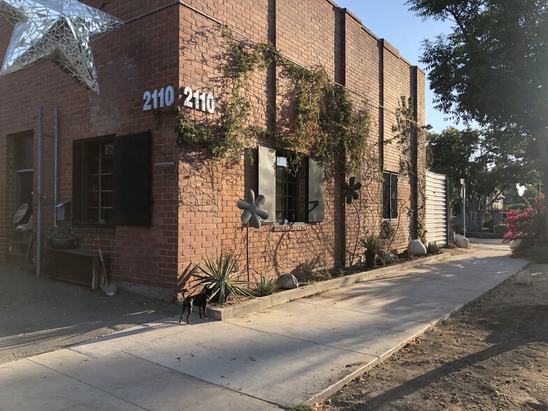 2110 W 20th St, Los Angeles CA - Commercial Property