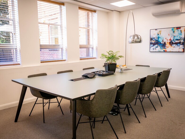 311-321 Banbury Rd, Oxford to rent - Building Photo - Image 2 of 27