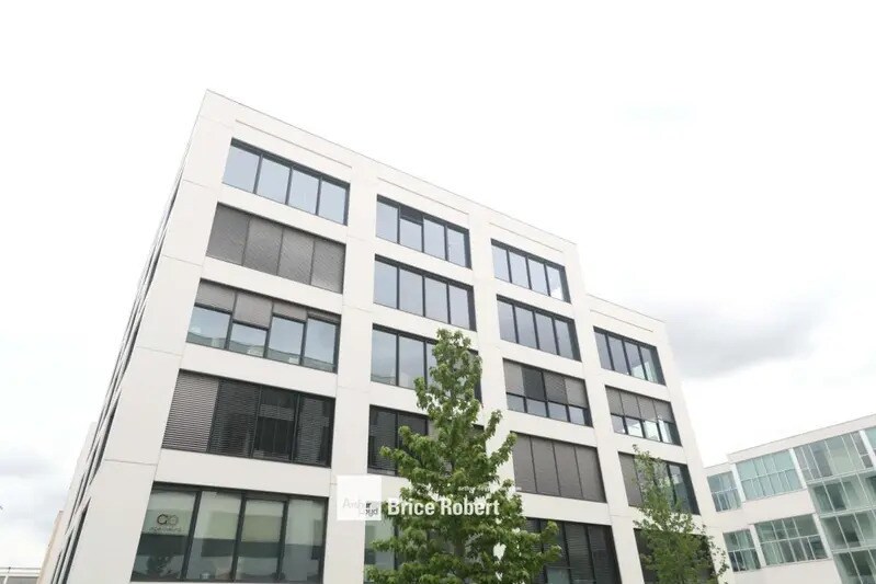 5/6 Avenue Bataillon Carmagnole Liberté, Vaulx-en-Velin to rent Building Photo- Image 1 of 17