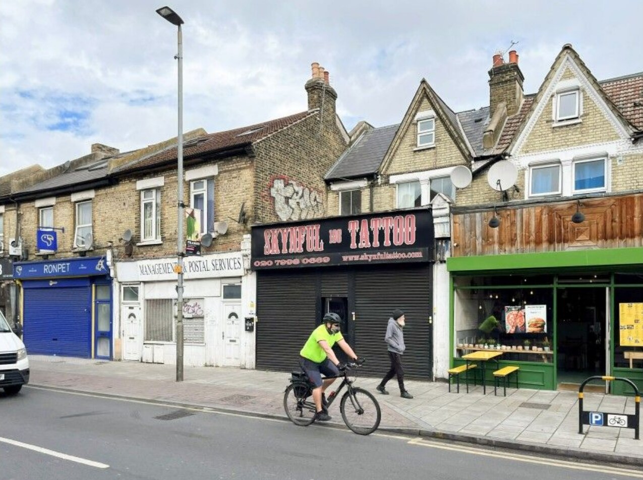 108 Mitcham Ln, London for sale Primary Photo- Image 1 of 1