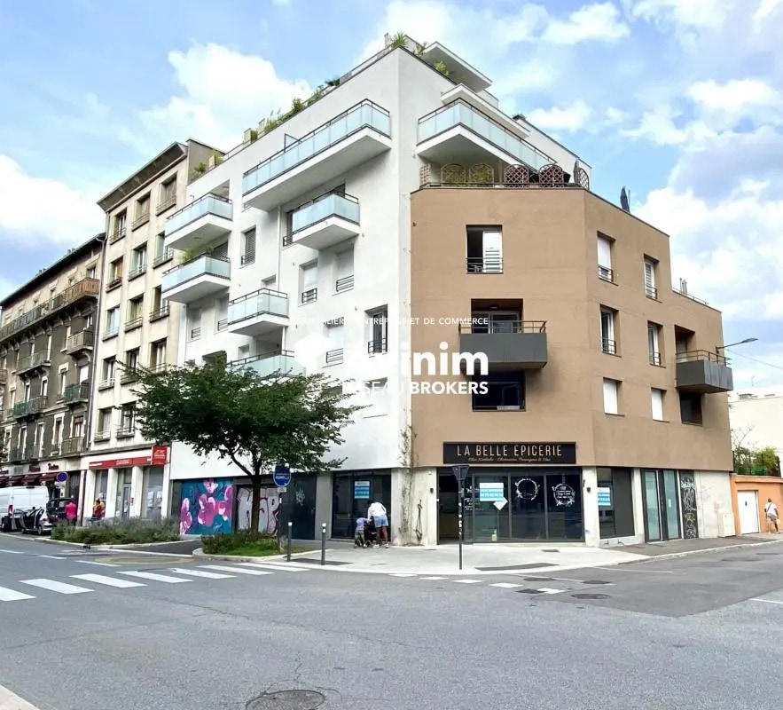 Vente Commerce 52 m² - Photo 1