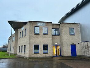 14 Kilbegs Rd, Antrim to rent Building Photo- Image 1 of 2