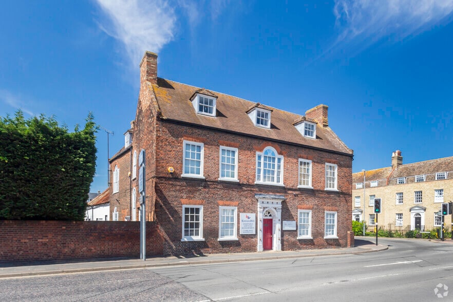 81 High St, Huntingdon for sale - Primary Photo - Image 1 of 1