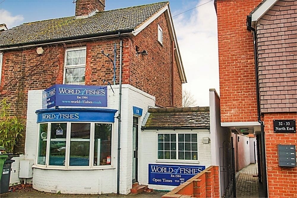 31 London Rd, East Grinstead for sale Primary Photo- Image 1 of 1