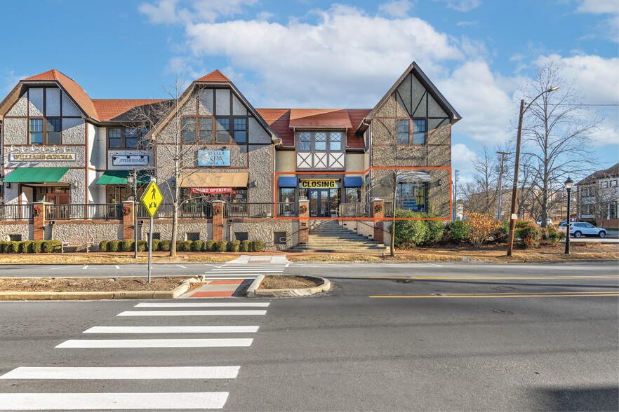 10 Brook St, Asheville, NC for rent - Building Photo - Image 1 of 13