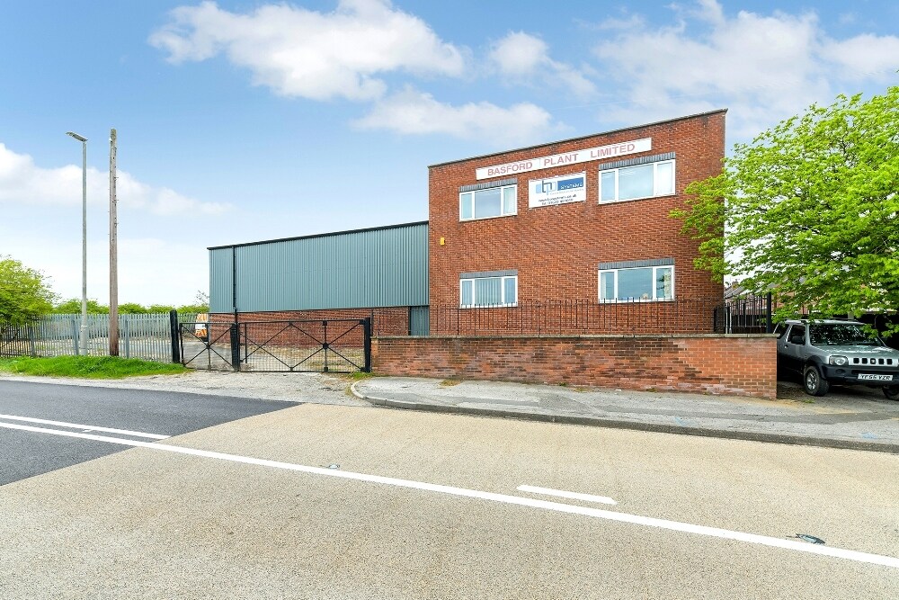 12 Pinxton Ln, Nottingham for sale Primary Photo- Image 1 of 1