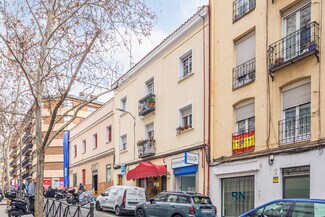 More details for Calle de Pechuán, Madrid - Retail to Rent