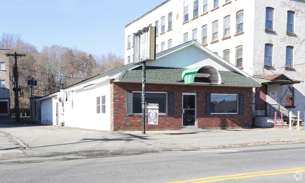 126 S Main St, Gloversville, NY for sale - Primary Photo - Image 1 of 1