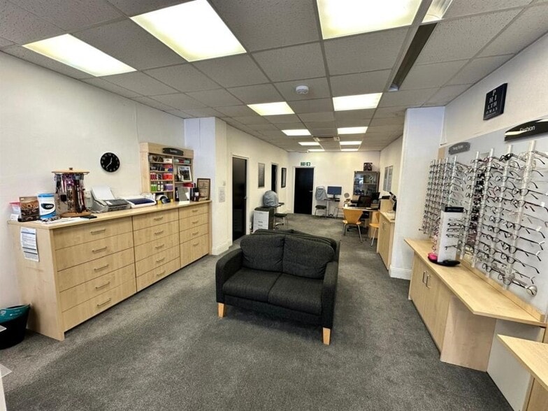 73 Herbert St, Swansea for sale - Interior Photo - Image 3 of 3