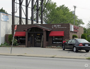 32022 Woodward Ave, Royal Oak, MI for rent Building Photo- Image 1 of 3