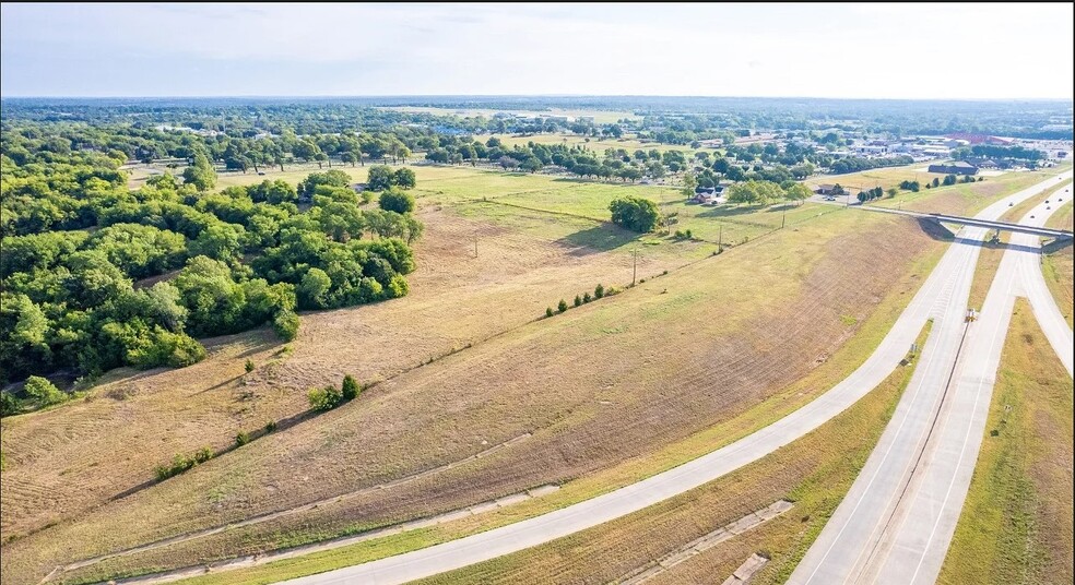 000 Oak St, Adel, GA for sale - Primary Photo - Image 1 of 1