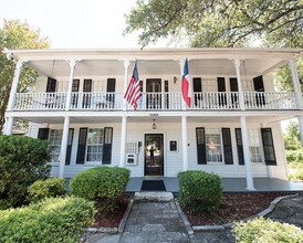 7 N Main St, Salado, TX for sale Building Photo- Image 1 of 1