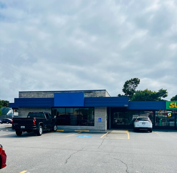 4050 Airport Rd, Warwick 02889 Hoxsie Four Corners UK