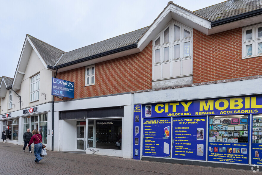 1-3 Queens Rd, Nuneaton for rent - Building Photo - Image 2 of 2