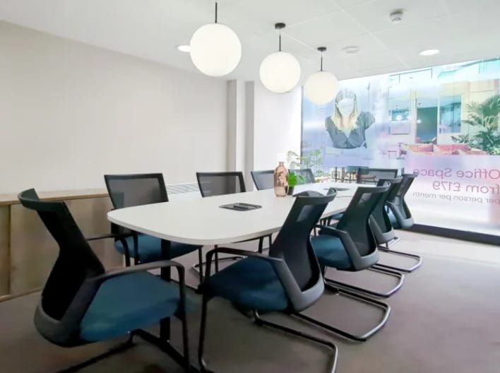 23-25 Market St, Crewe to rent Interior Photo- Image 1 of 5