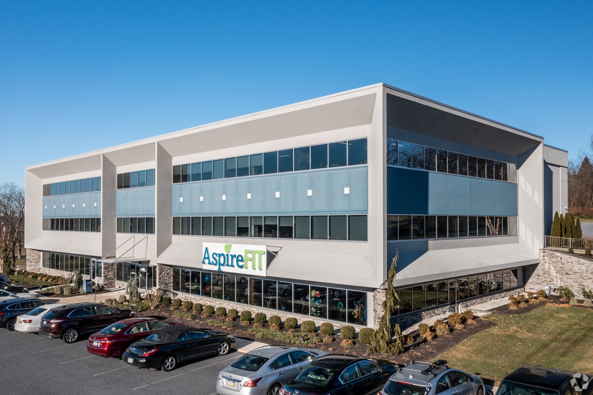 4800 Linglestown Rd, Harrisburg, PA to rent Primary Photo- Image 1 of 23