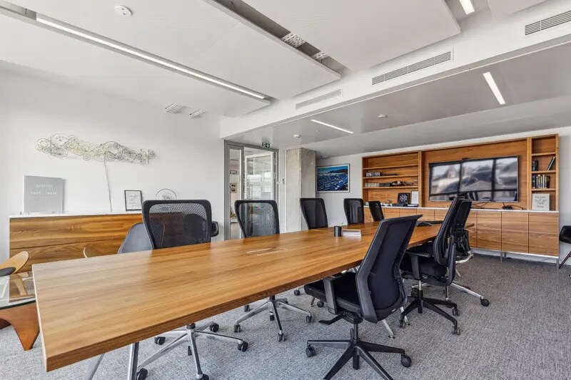 Location Bureaux 700 m² - Photo 1