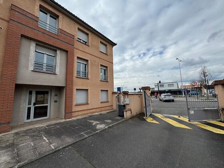 Office in Tournefeuille to rent - Building Photo - Image 1 of 7